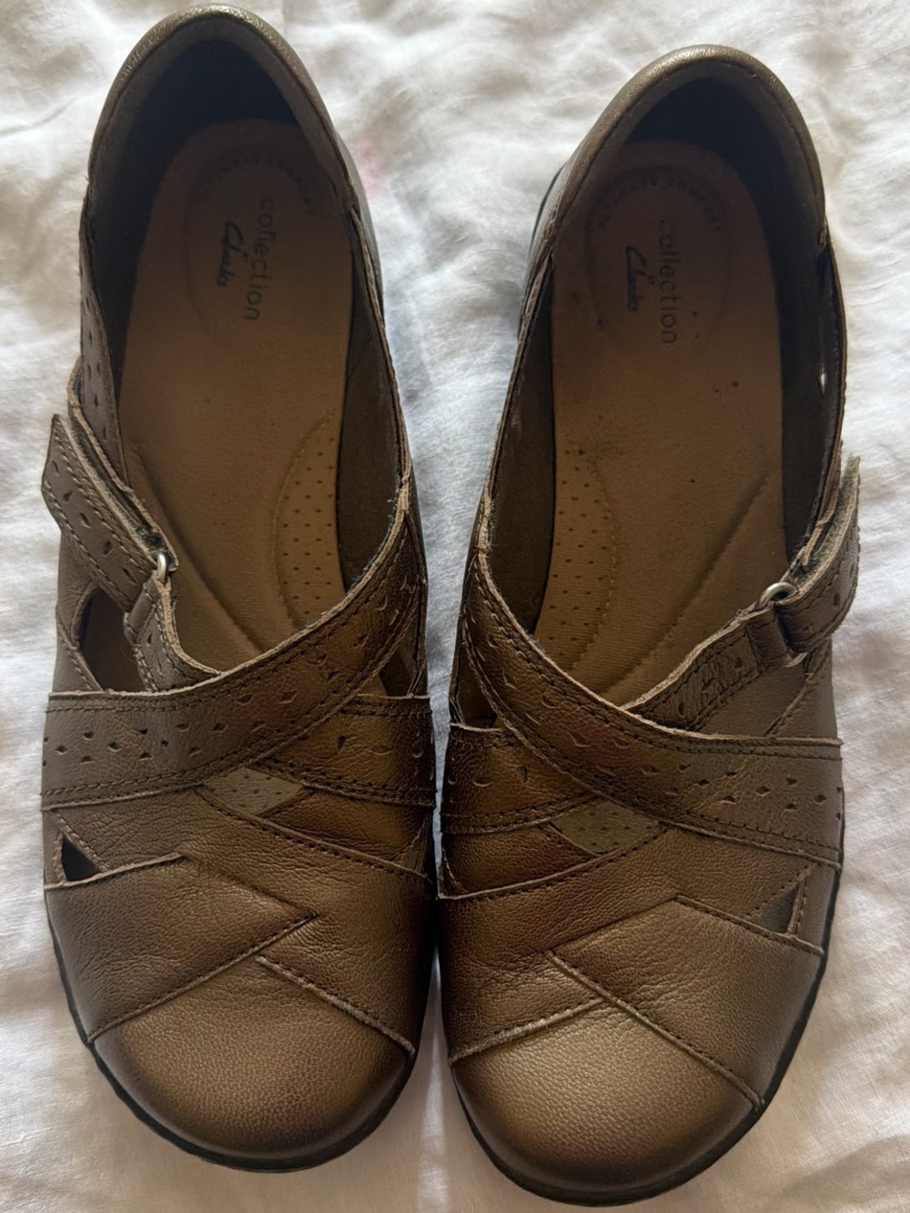 Clarks Women's Brown Leather Slip-On Loafers